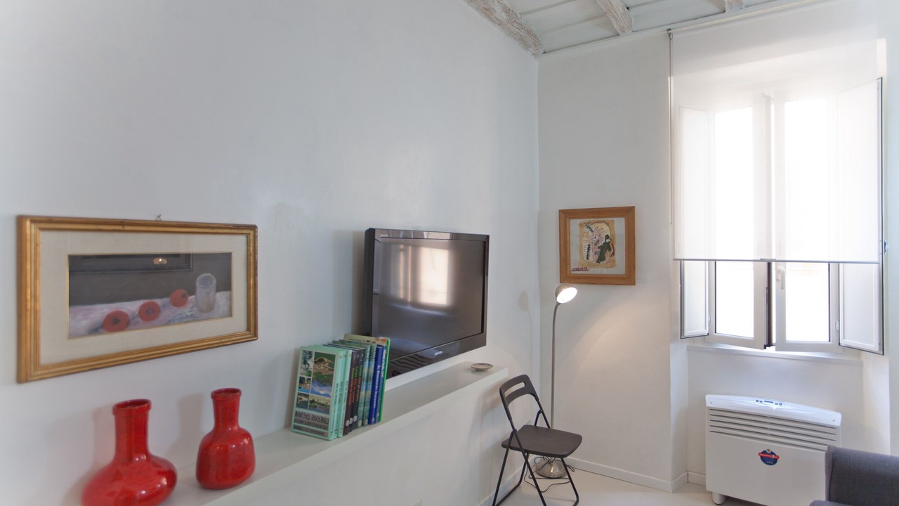 Photo of Bedroom in Rome City Centre