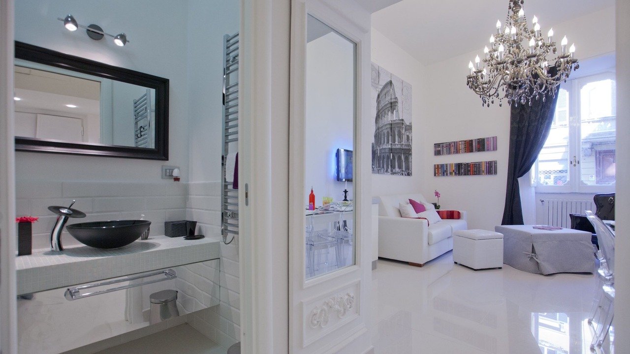 Photo of Bathroom in Repubblica