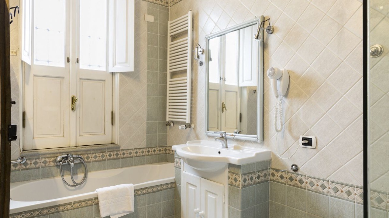 Photo of Bathroom in Rione V Ponte