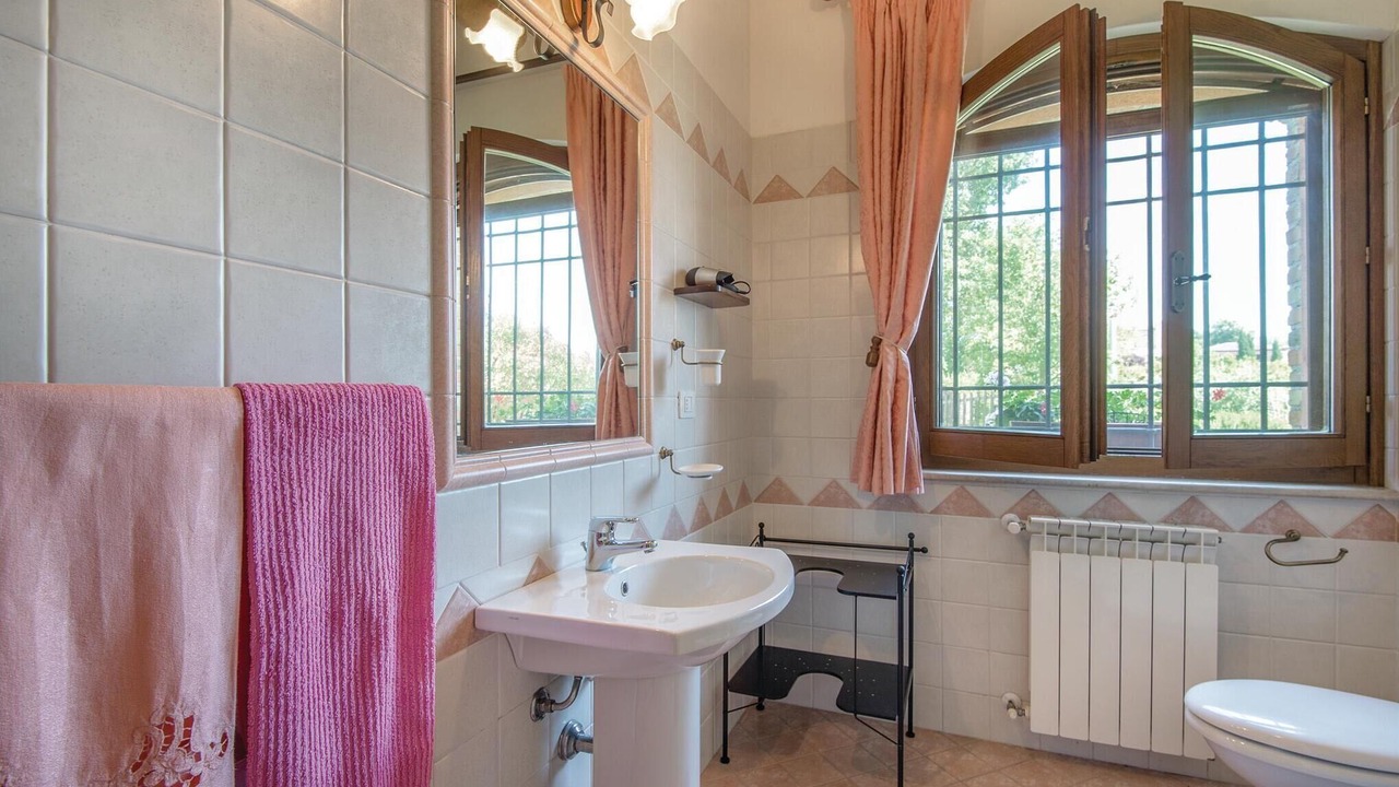Photo of Bathroom in Acquasparta