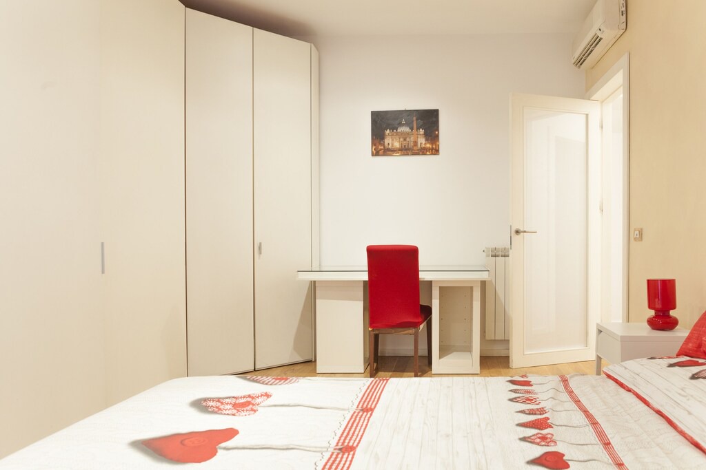 Photo of Bedroom in Rione XVIII Castro Pretorio