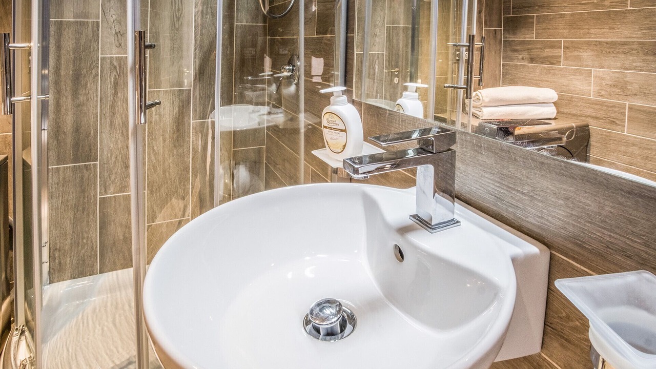Photo of Bathroom in Sorrento City Centre