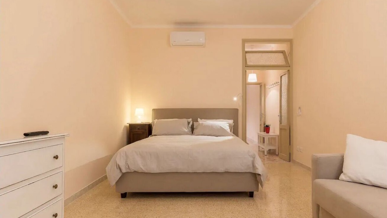 Photo of Bedroom in Rione VI Parione