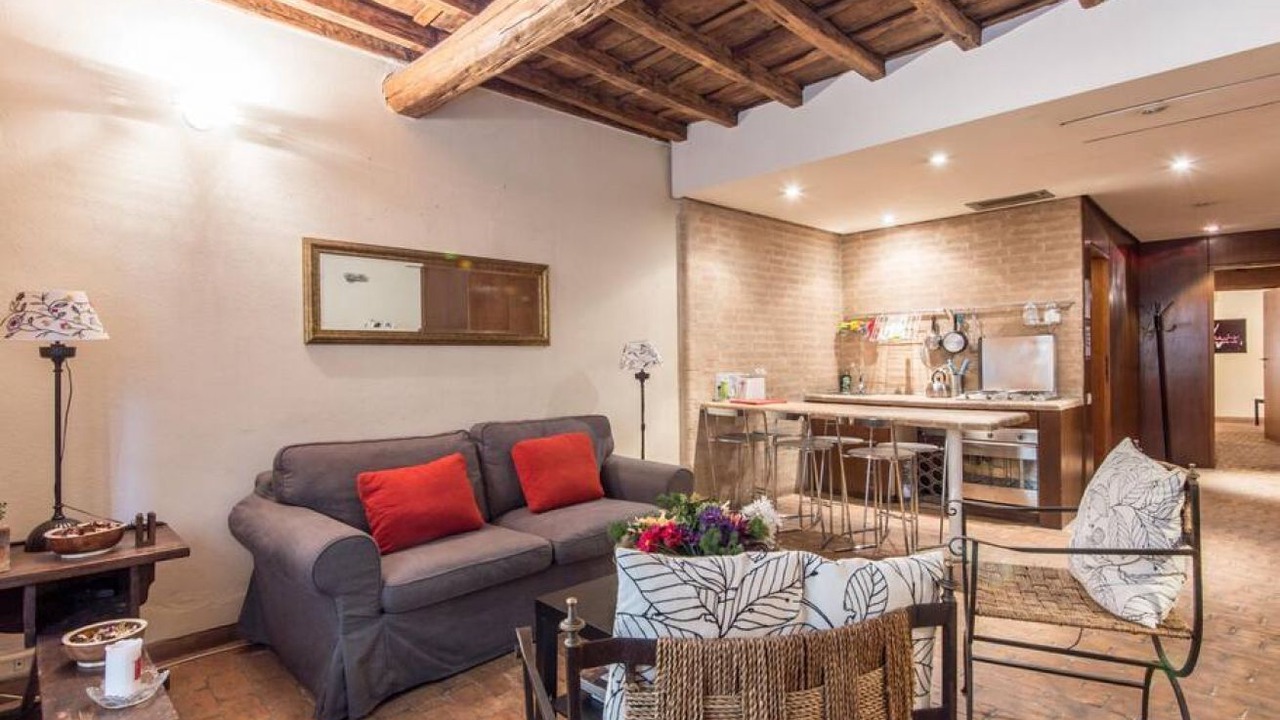 Photo of Livingroom in Rione VI Parione