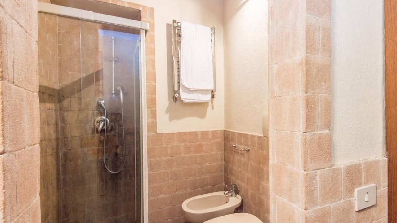 Photo of Bathroom in Rione VI Parione