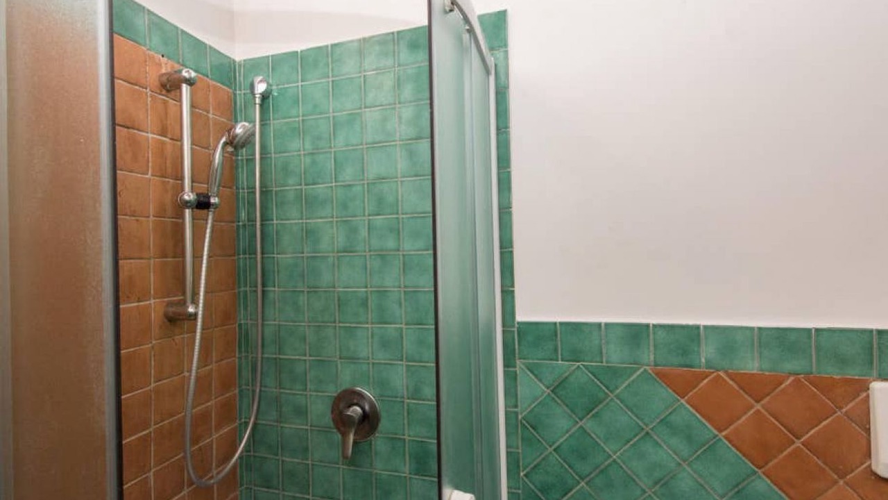 Photo of Bathroom in Rione VI Parione