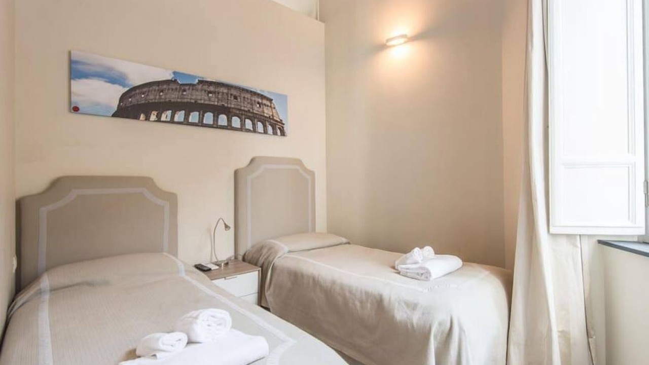 Photo of Bedroom in Rome City Centre