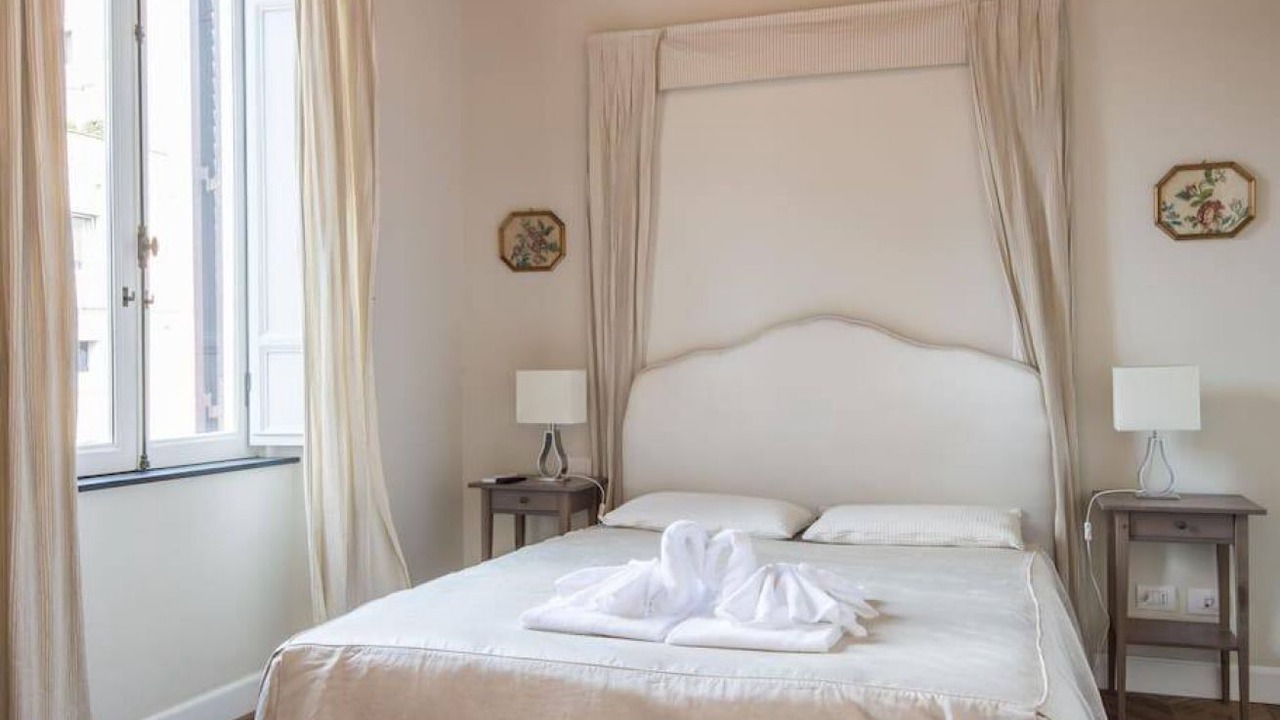 Photo of Bedroom in Rome City Centre