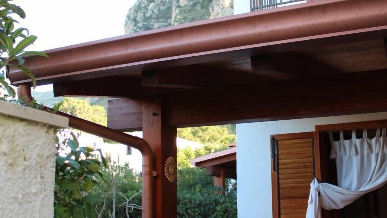 Photo of Others in Macari