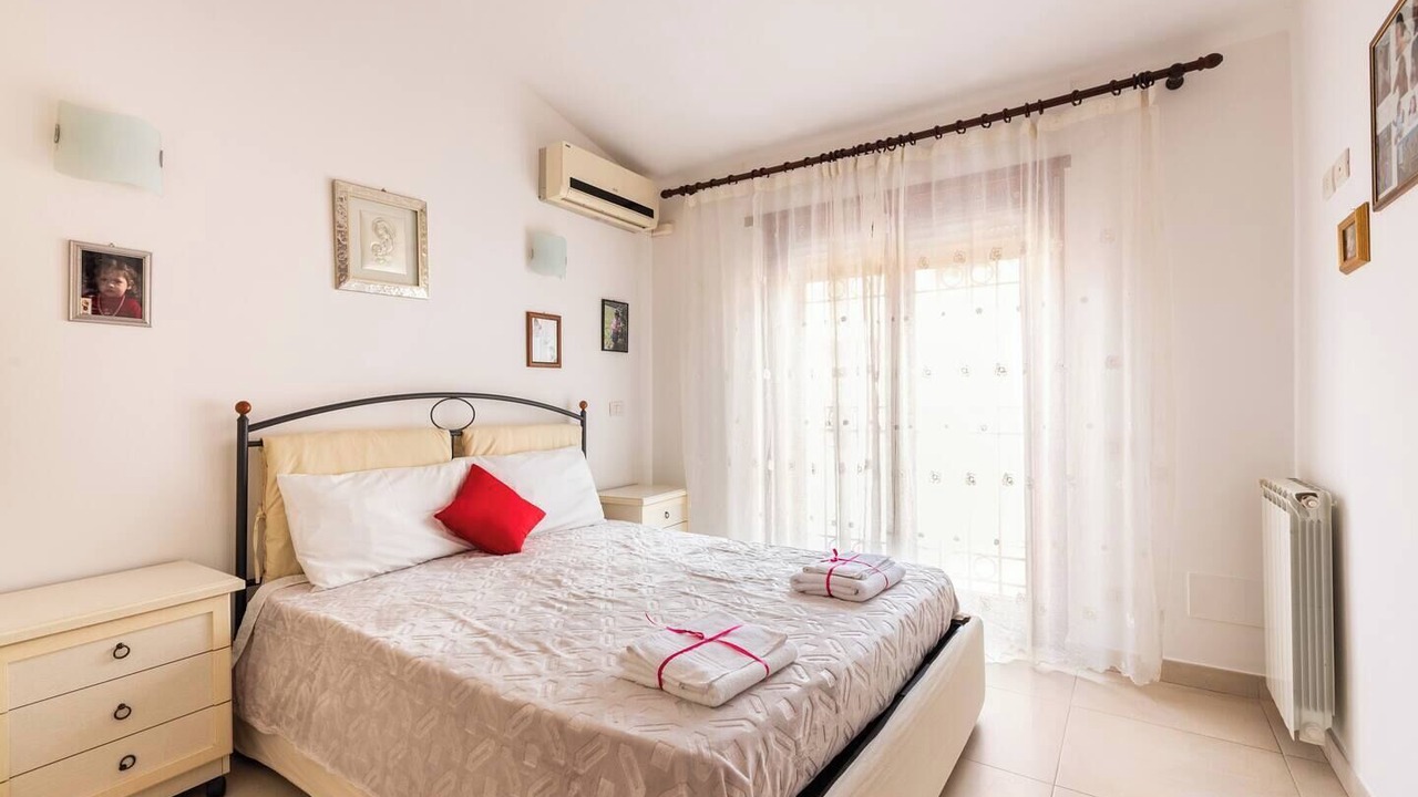 Photo of Bedroom in Zona XXXIV Casal Palocco