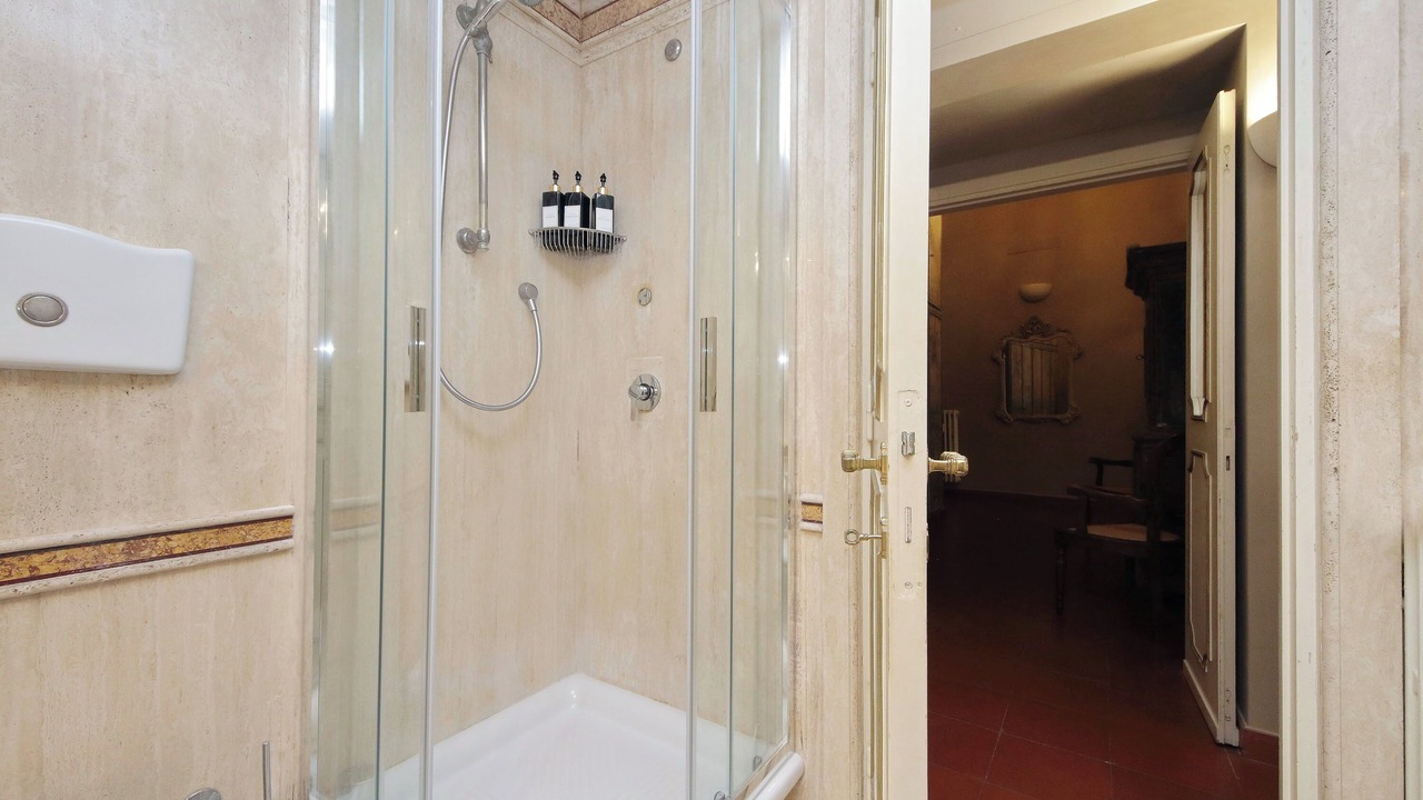 Photo of Bathroom in Rione VII Regola