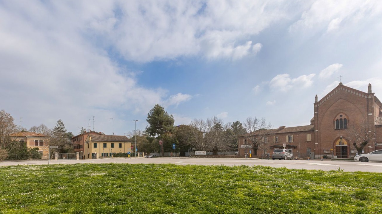 Photo of Others in Ferrara
