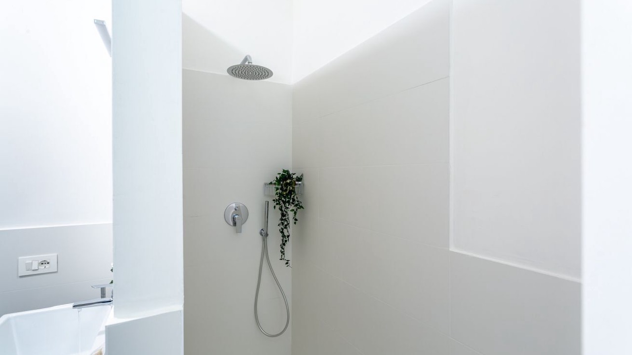 Photo of Bathroom in Salario