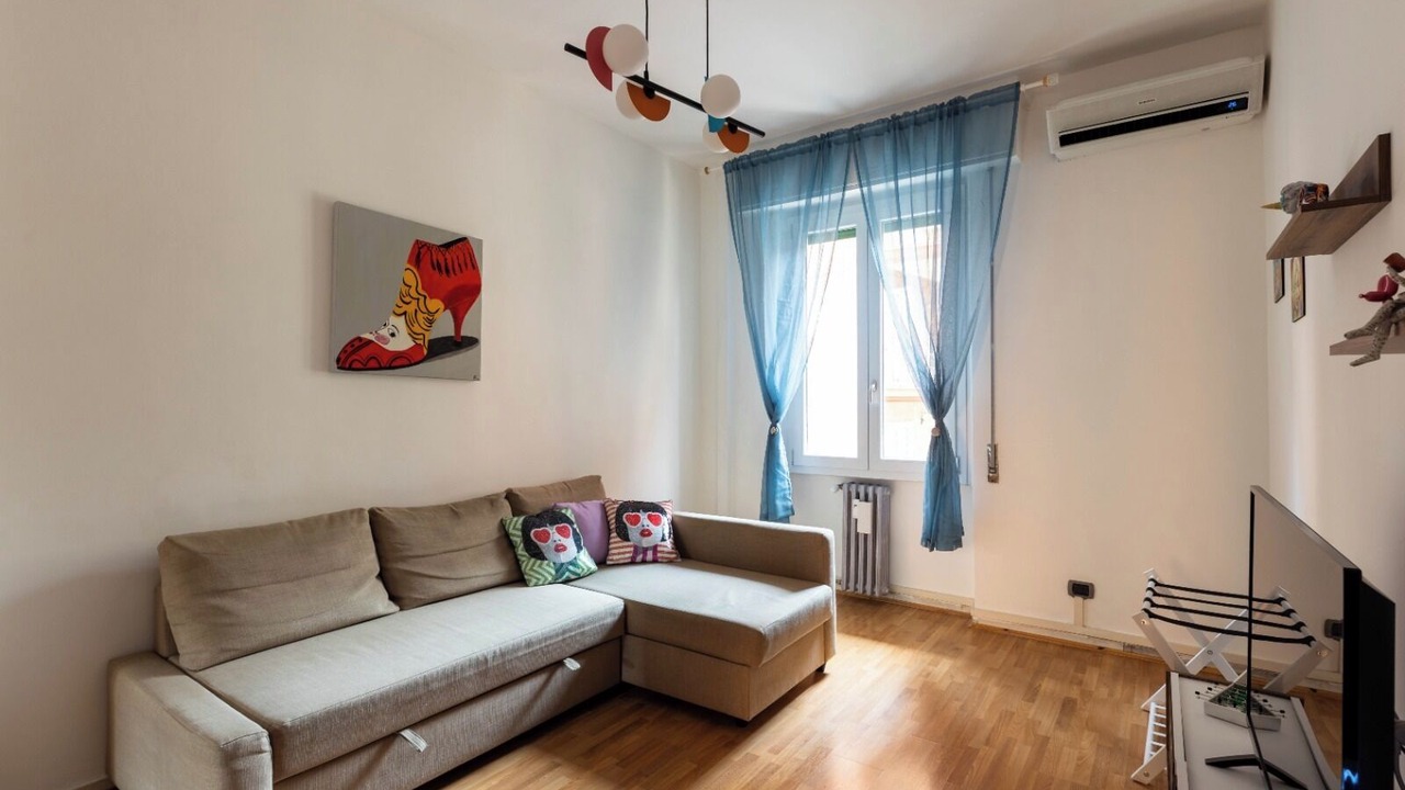 Photo of Livingroom in Tuscolano