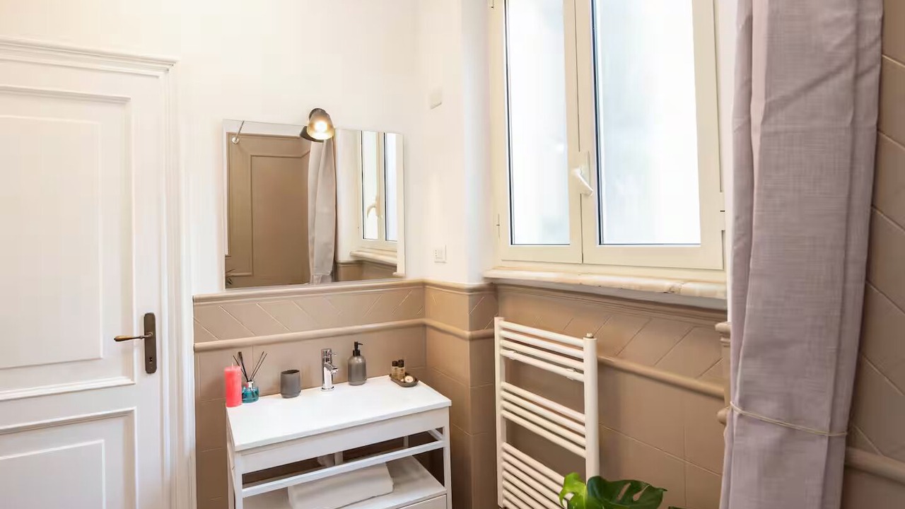 Photo of Bathroom in Rione VII Regola