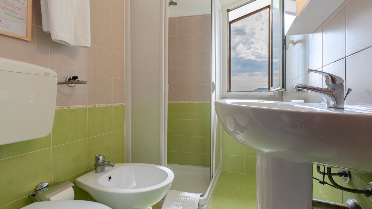 Photo of Bathroom in Campofelice di Roccella