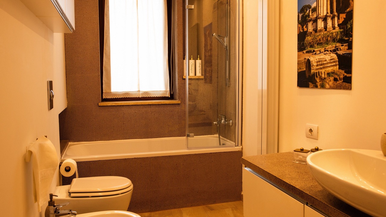 Photo of Bathroom in Appio Latino