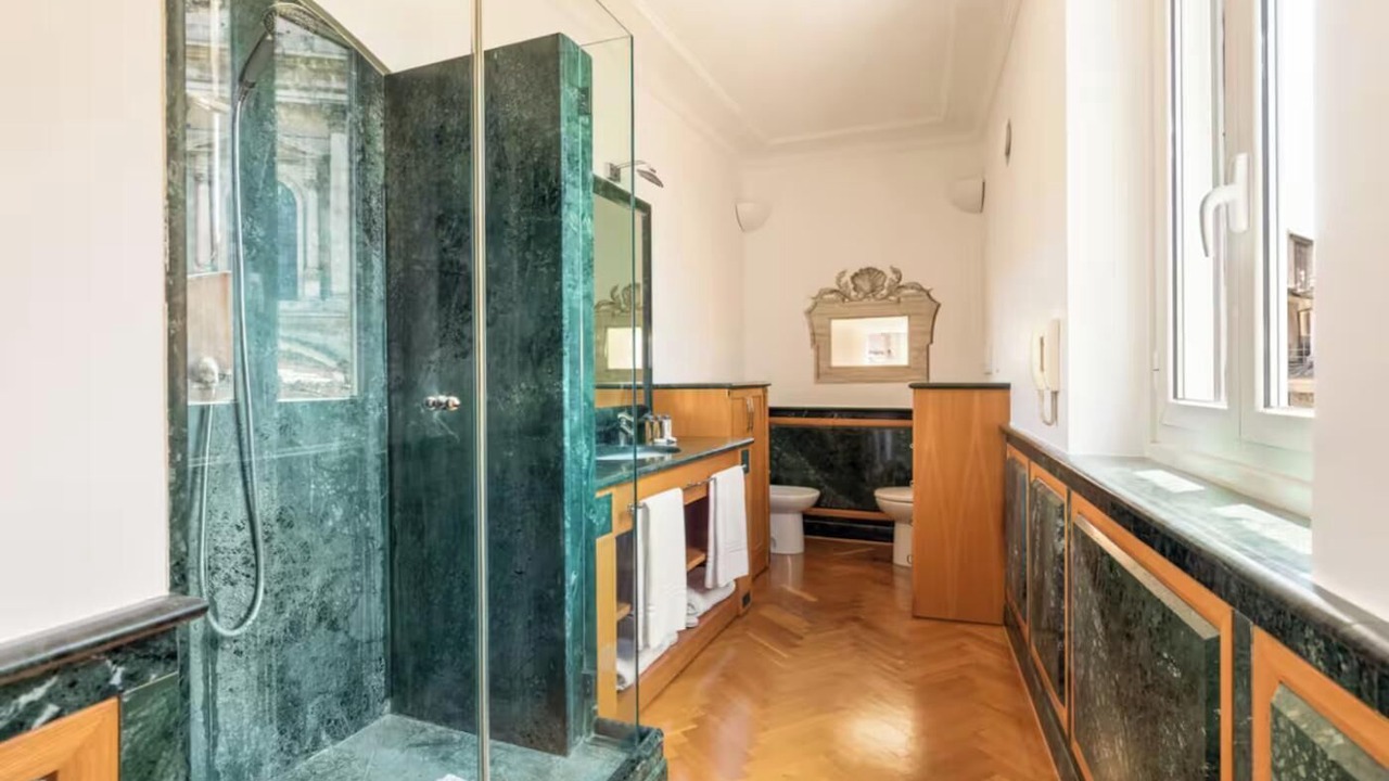 Photo of Bathroom in Rome City Centre