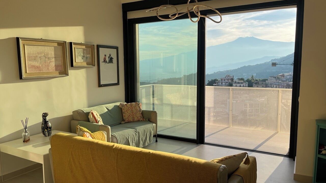 Photo of Livingroom in Taormina City Centre