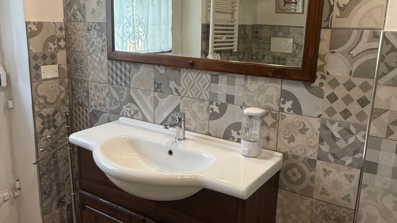 Photo of Bathroom in Gaiole in Chianti