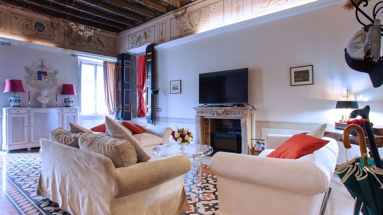 Photo of Livingroom in Rione IX Pigna