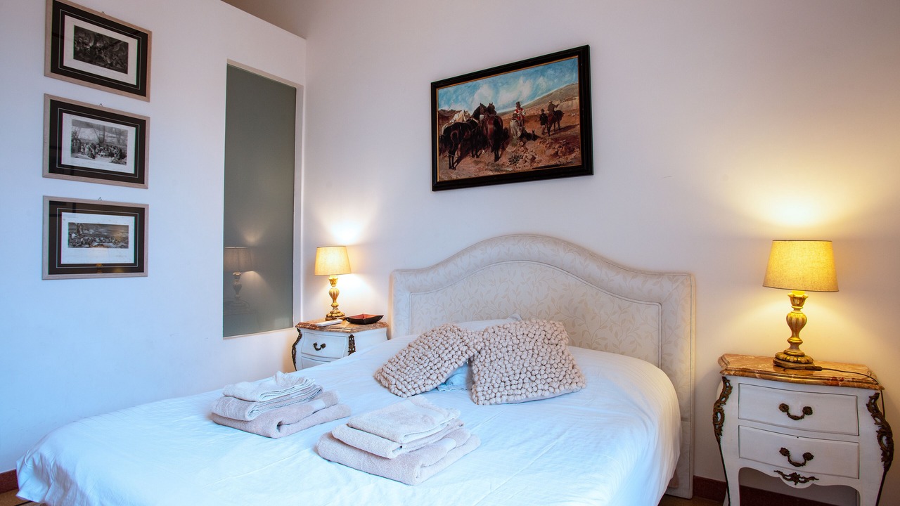 Photo of Bedroom in Rione IX Pigna