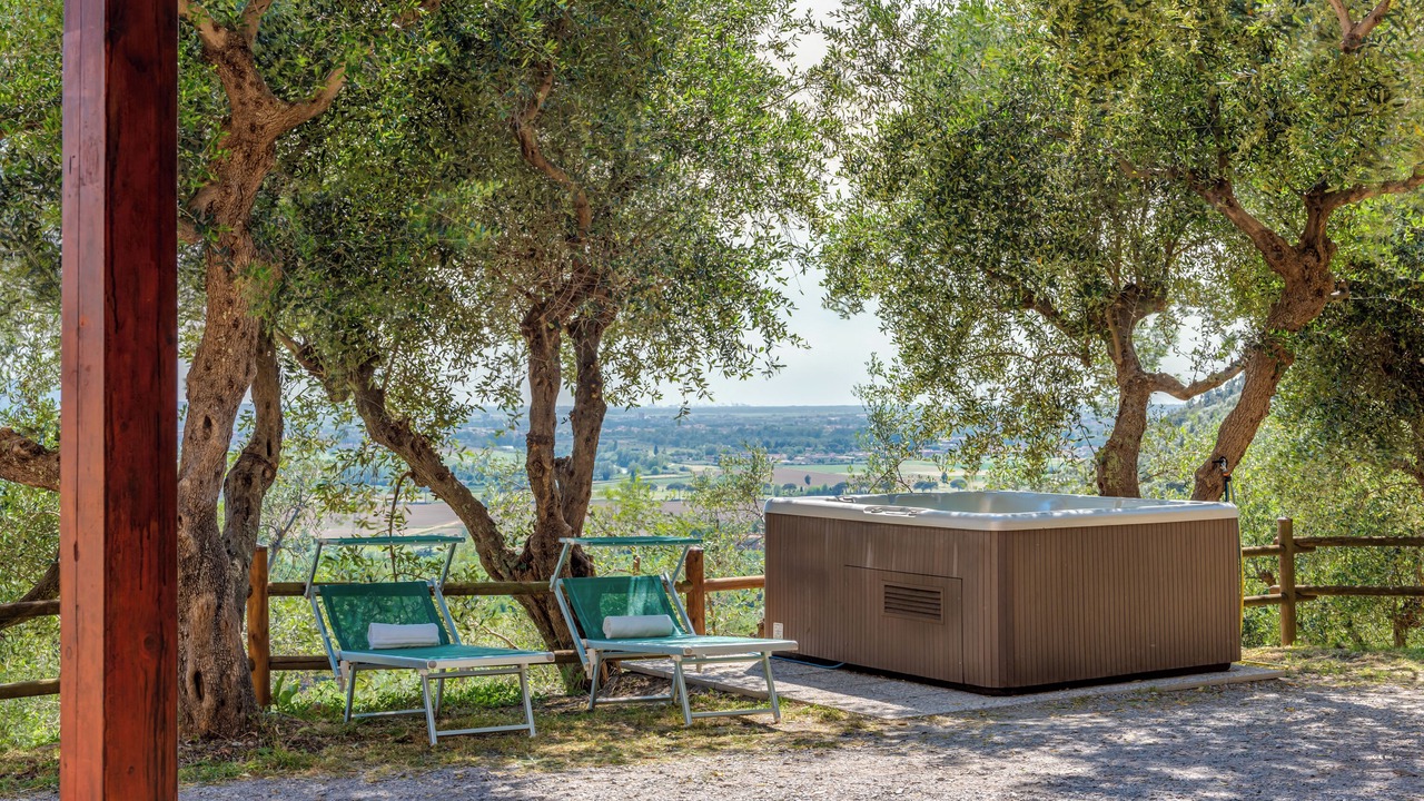 Photo of Outdoor in Calci