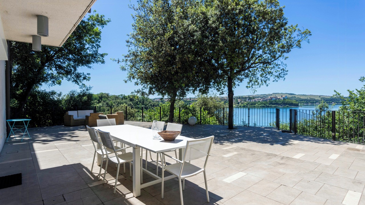 Photo of Outdoor in Lake Bracciano