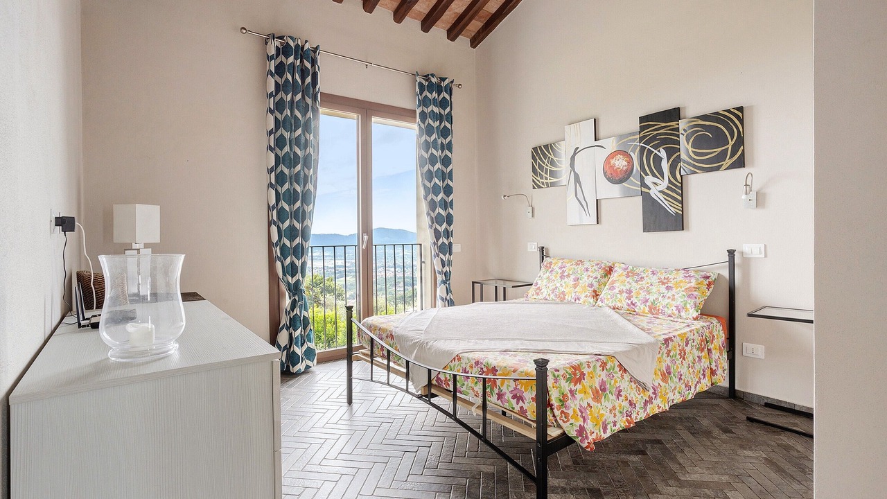 Photo of Bedroom in Fosdinovo