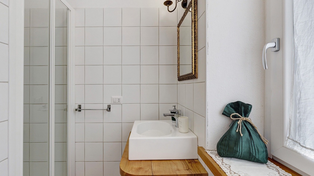 Photo of Bathroom in Genzano di Roma