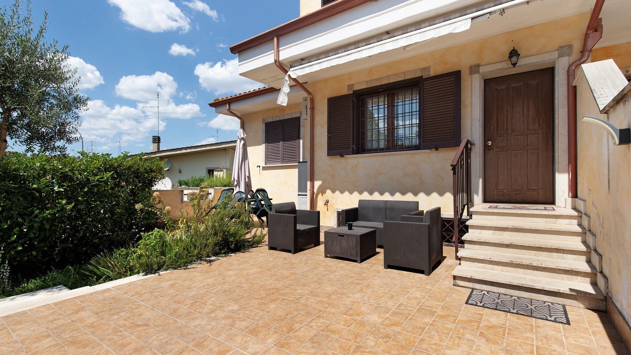 Photo of Patio Balcony in Guidonia Montecelio