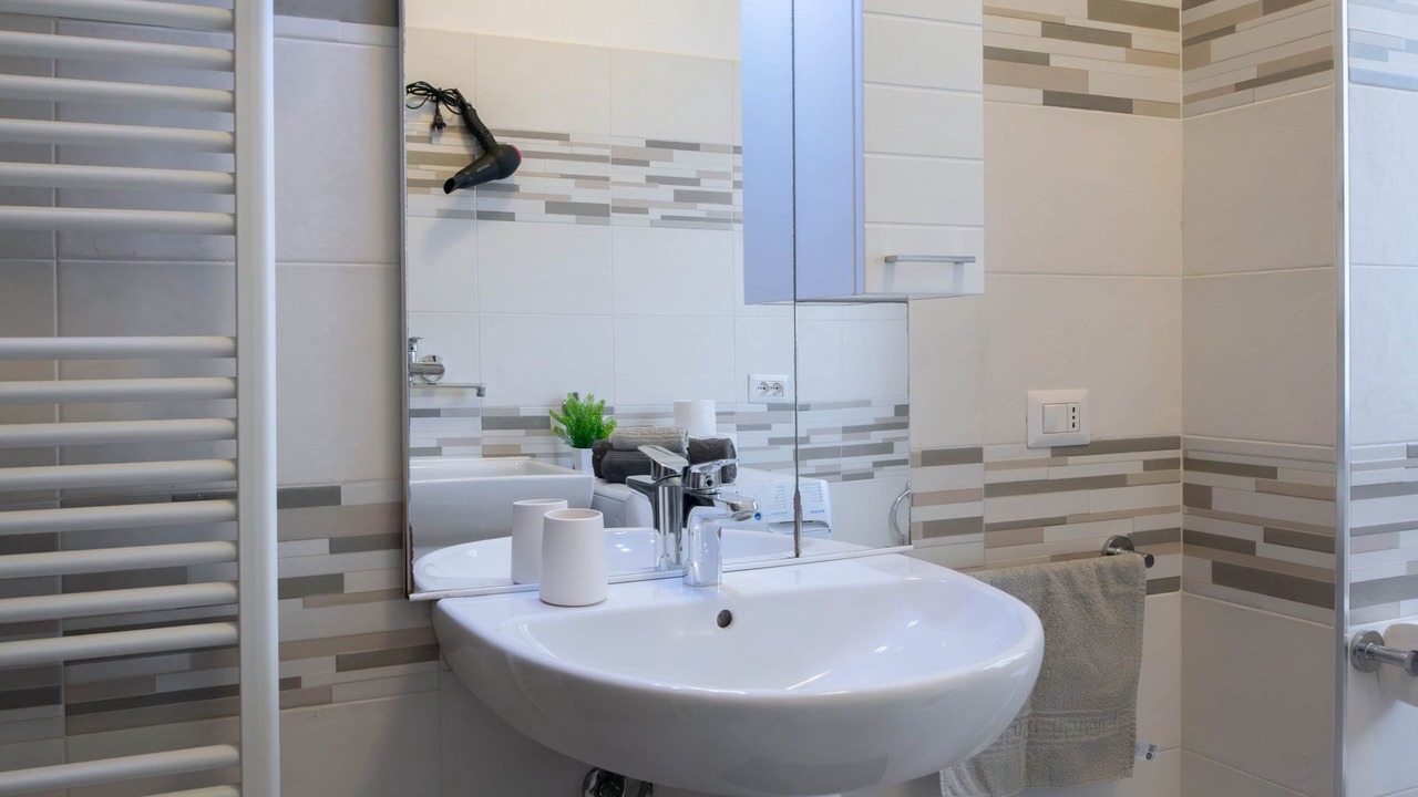 Photo of Bathroom in Camposanto