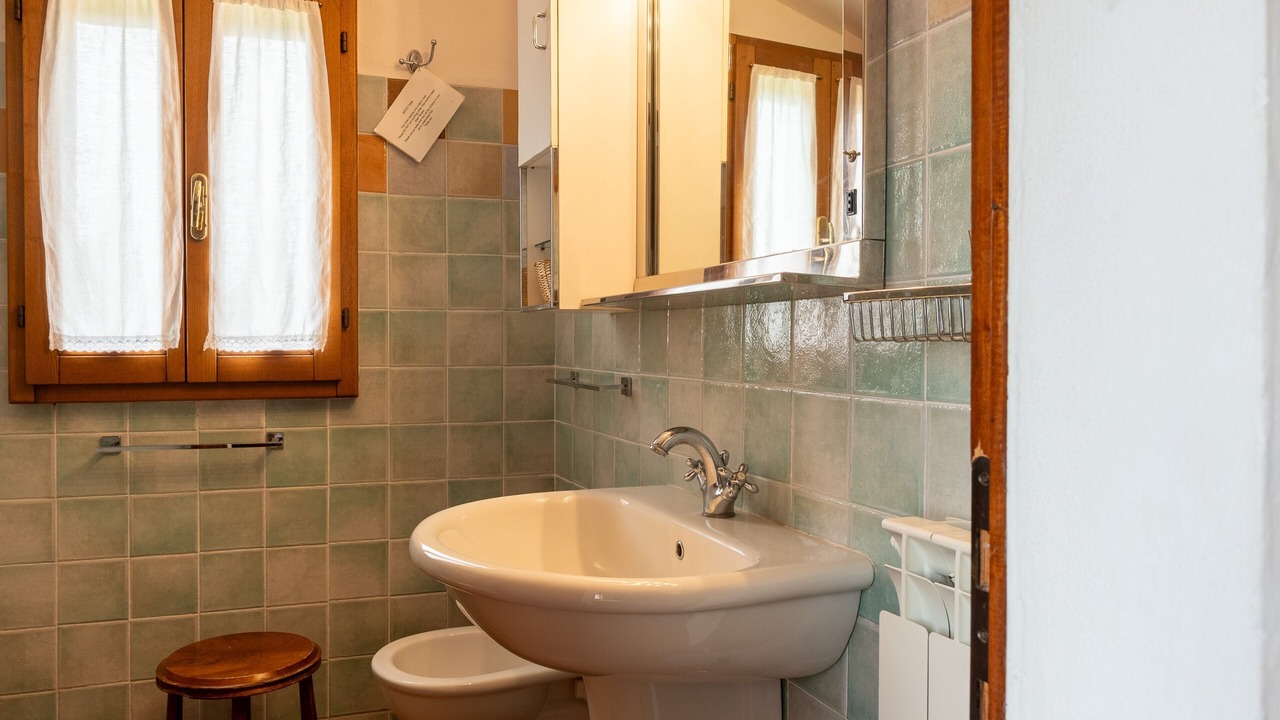 Photo of Bathroom in Montefollonico