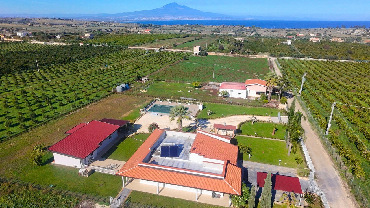 Photo of Outdoor in Melilli