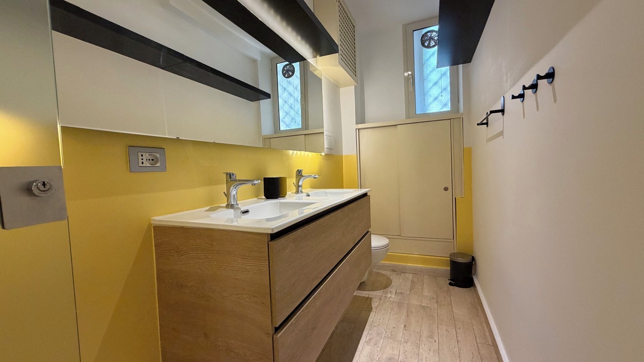 Photo of Bathroom in Repubblica