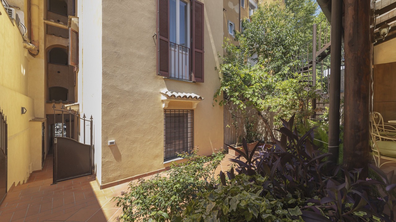 Photo of Patio Balcony in Trastevere