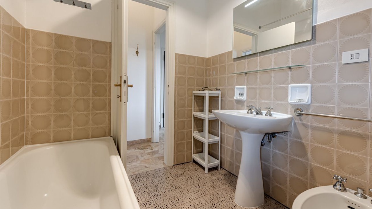 Photo of Bathroom in Isolotto