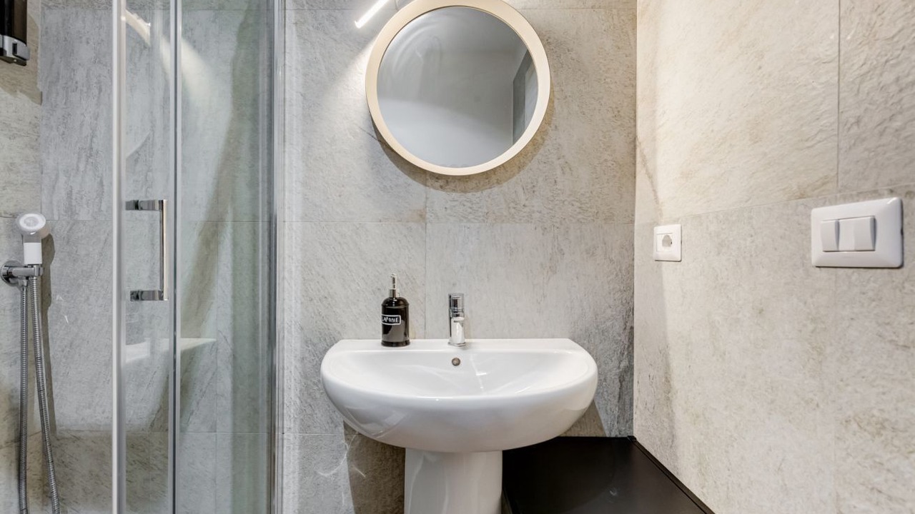 Photo of Bathroom in Rome City Centre