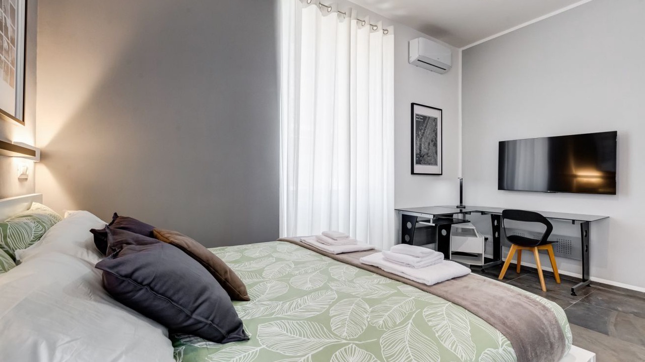 Photo of Bedroom in Rome City Centre