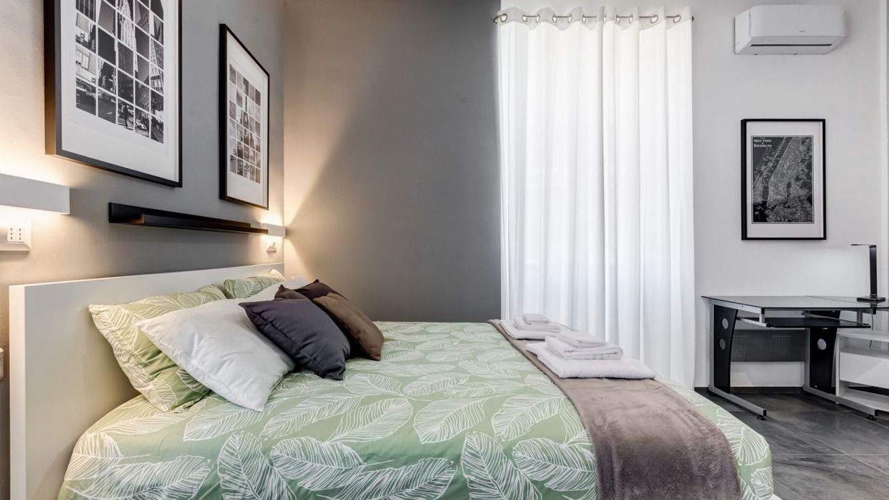 Photo of Bedroom in Rome City Centre