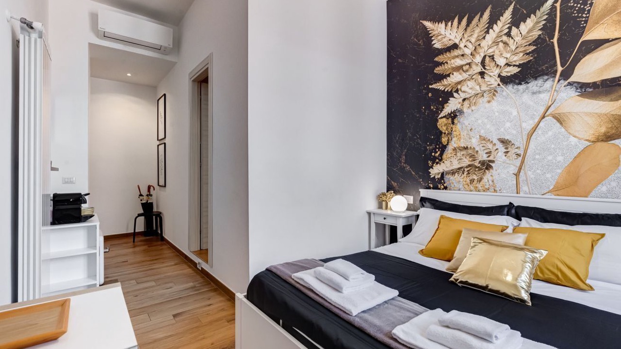 Photo of Bedroom in Rome City Centre