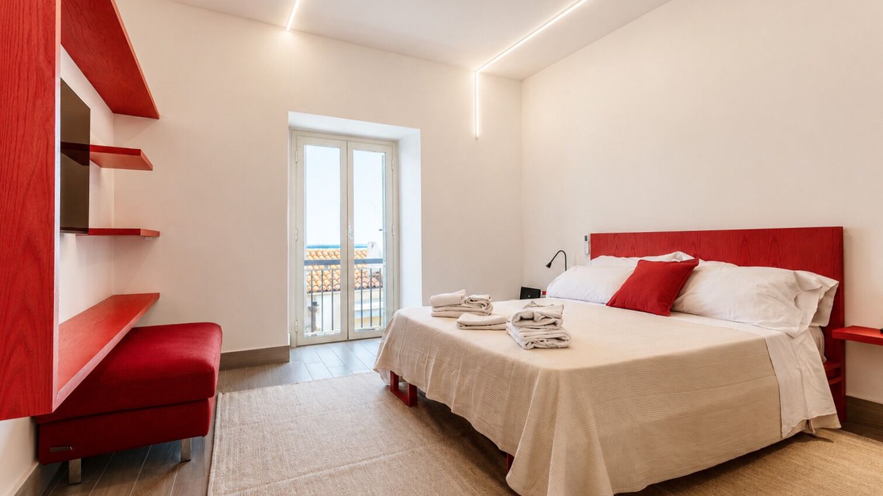 Photo of Bedroom in Noto Historic Centre