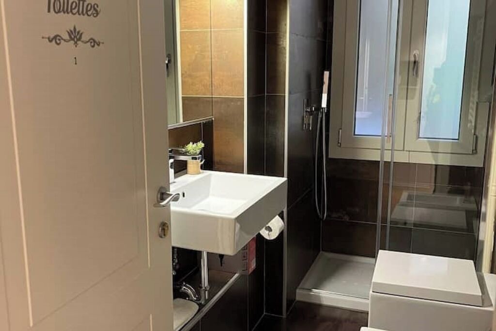 Photo of Bathroom in Nomentano