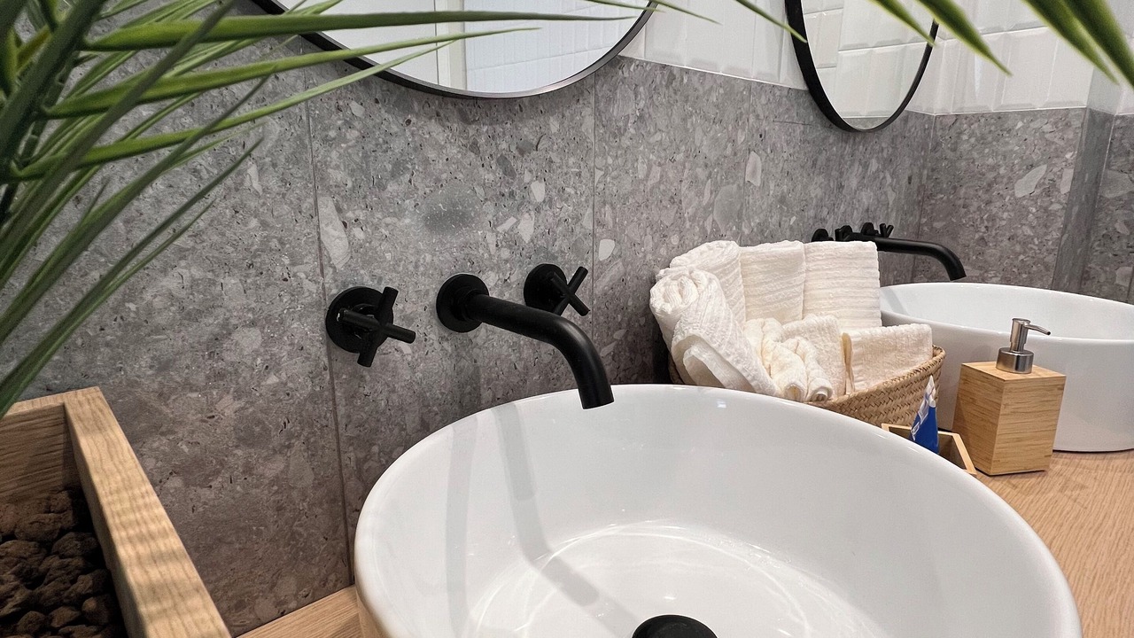 Photo of Bathroom in Molo Beverello