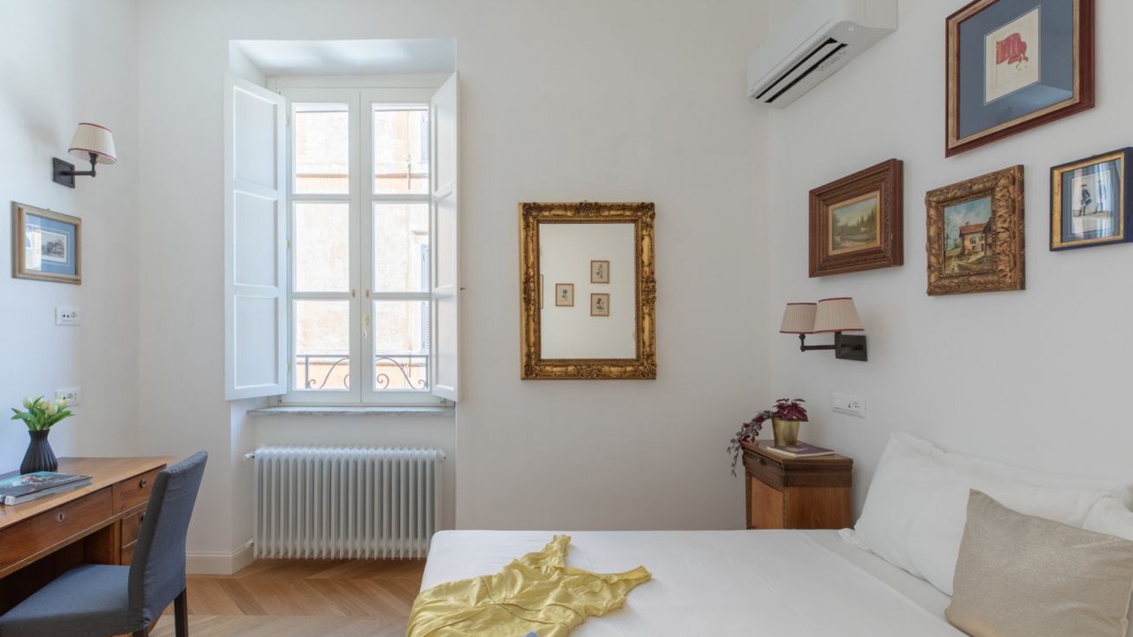 Photo of Bedroom in Rione VII Regola