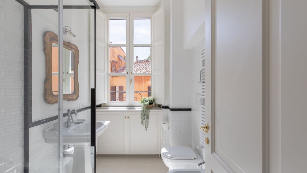 Photo of Bathroom in Rione VII Regola