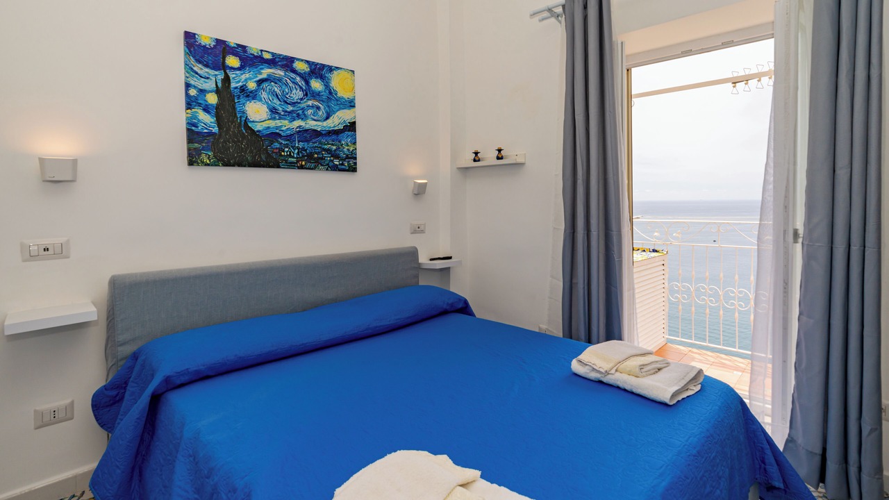 Photo of Bedroom in Minori