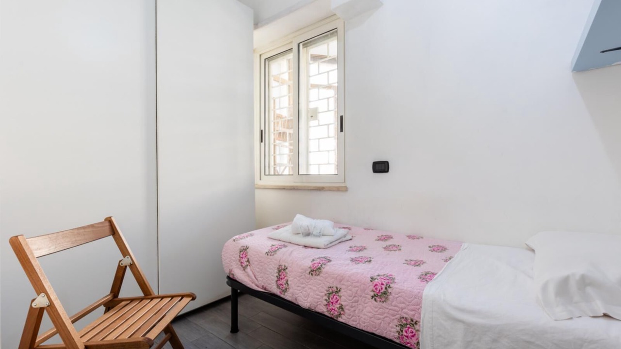 Photo of Bedroom in Quartiere XXXIII Lido di Ostia Ponente