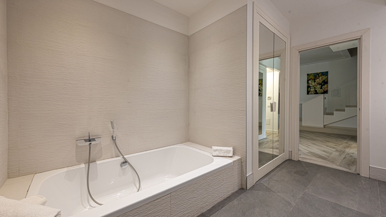 Photo of Bathroom in Campofelice di Roccella