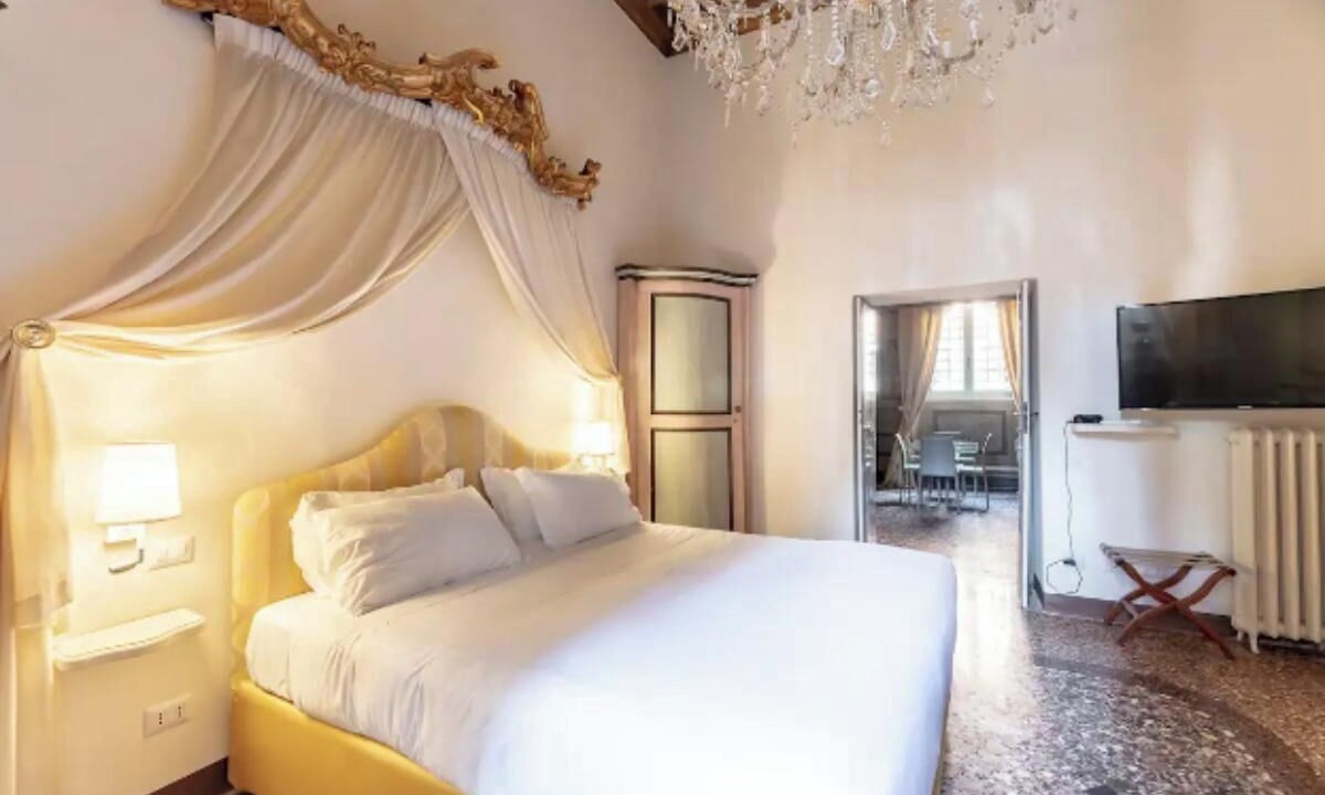 Photo of Bedroom in Navona